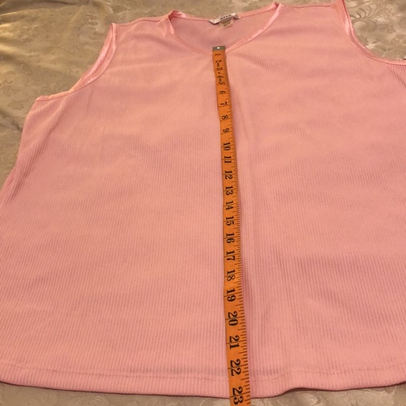ALIA NWT XL PINK SLEEVELESS SHELL ROUND NECK SOFT STRETCHY 100% POLYESTER #030 - Picture 10 of 11
